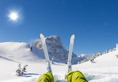 
			Allianz: Pojištění odpovědnosti patří do lyžařské výbavy 