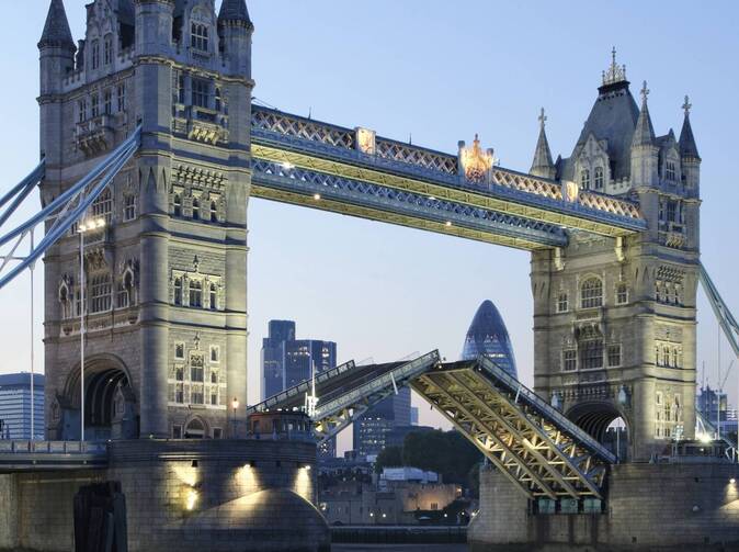 Cestovní pojištění UNIQA nyní i prostřednictvím SMS