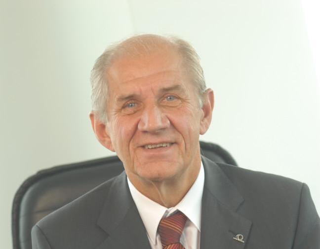 Počet smluv roste rychleji než pojistné