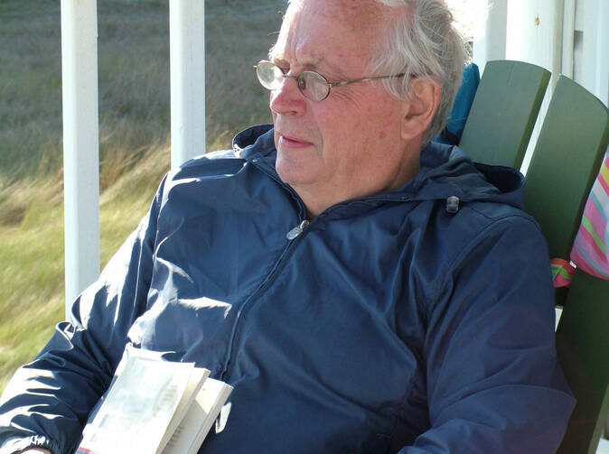 Modrá pyramida poradí, jak spořit na penzi  