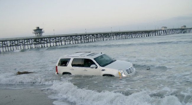 Cebia: Pozor na auta dovezená z USA a zaplavená hurikánem Sandy