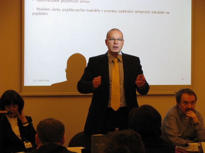 Veřejné zakázky: stručně, jednoduše a přehledně