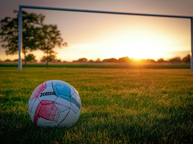 Počasí, kyberútoky a fanoušci… pojistné výzvy fotbalového mundialu 2026