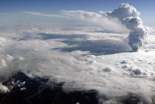 Sopečný mrak dělá vrásky leteckým společnostem- a nejen jim 