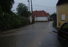 Německo hlásí první oběť záplav, řeky se zvedají i v Belgii