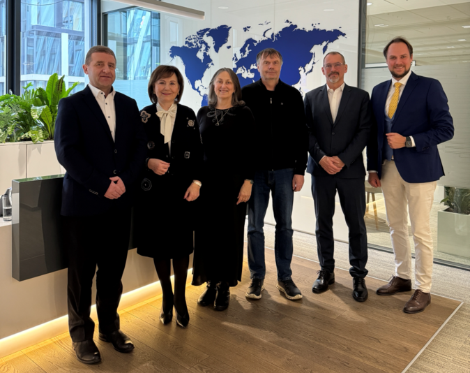 FINVOX_Quatro_podpis