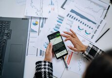 2025: Talanx reportuje čistý zisk 25 %. MAPFRE atakuje hranici 20 %