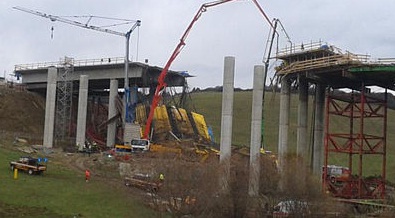 Ze zhroucení konstrukce slovenského mostu obviňují českou firmu