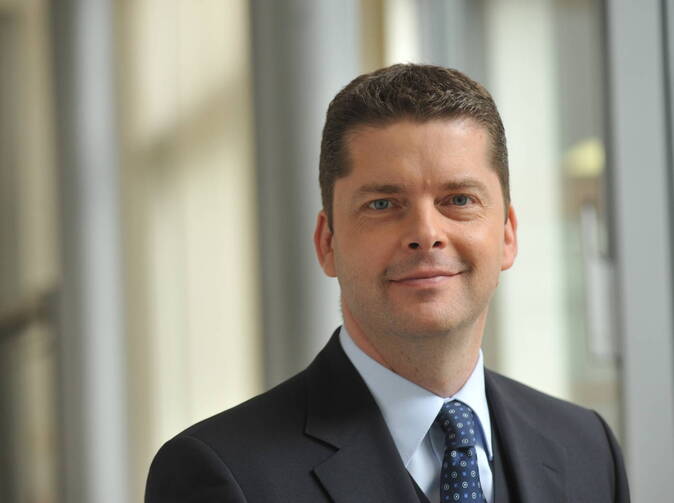 Pojišťovnictví v roce 2014: AXA Česká republika