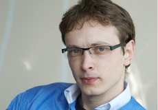 
			V poplatcích většiny pojištění se těžko orientuje i  vzdělaný člověk
