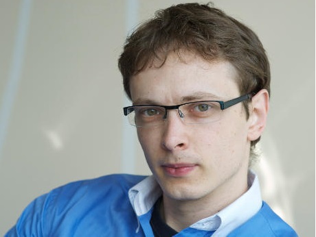 V poplatcích většiny pojištění se těžko orientuje i  vzdělaný člověk