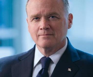 Výkonný ředitel XL Mike McGavick komentoval akvizici s Catlin, budoucnost firmy a finální rebranding