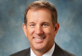 Eric Smith: Málo obsloužené trhy přímo volají po inovacích