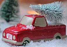 UNIQA: Pozor na typická adventní a vánoční rizika