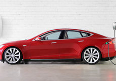 Společnost Solera bude výhradním odhadovatelem škod pro Tesla Motors