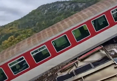 
			Video: Vážná nehoda vlaků na Slovensku
