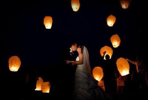 Lampion štěstí zapálil jachtu. Škoda dosáhla 1,4 milionu.