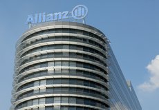 
			Antimonopolní úřad dal zelenou prodeji pojišťovny Wüstenrot Allianz