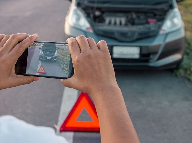 Online pojištění auta se slevou. Jak můžete ušetřit?