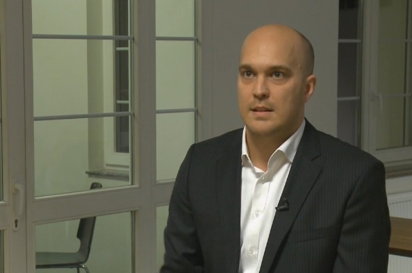 Video s Petrem Michailovem: "Handlování s provizemi nemá úroveň"