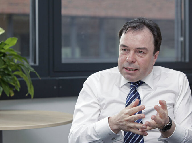 Colonnade Insurance přebírá správu pojistných smluv AIG v ČR