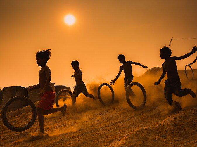 Počet cizinců v Česku atakuje hranici 600 tisíc