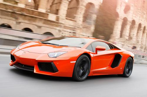 lamborghini-aventador-10_0