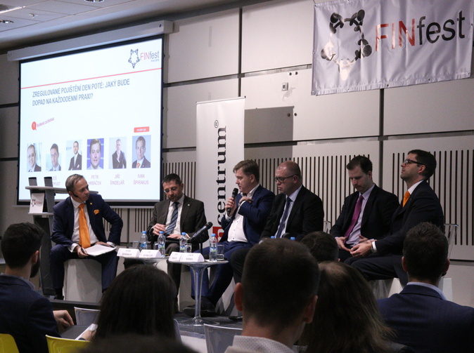 Přichází s dnešním dnem revoluce v životním pojištění?