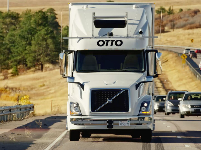 Automatizovaná kamionová doprava – ujede technologie legislativě?