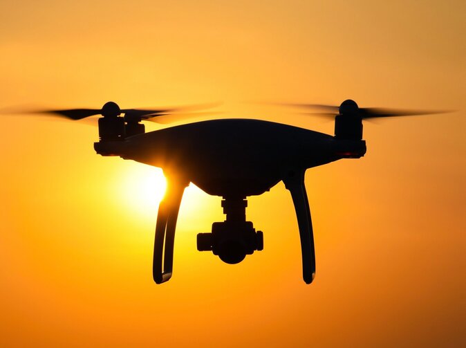 PwC: Firmy investují do robotizace a umělé inteligence