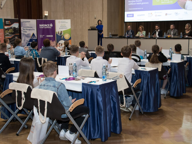 Praxí se učí nejlépe a platí to i pro finanční gramotnost 