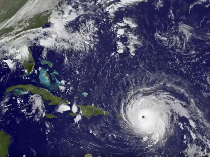 Allianz nenechá klienty postižené hurikánem Irma na holičkách