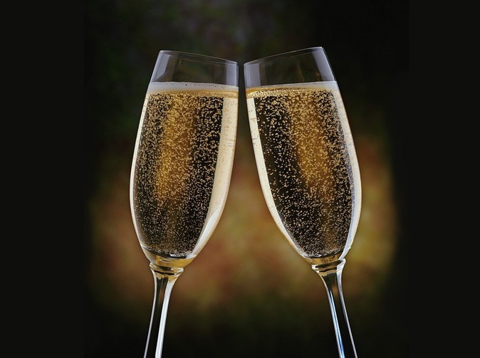 Allianz: Zkomplikovat život může řidičům i jedna sklenka bílého