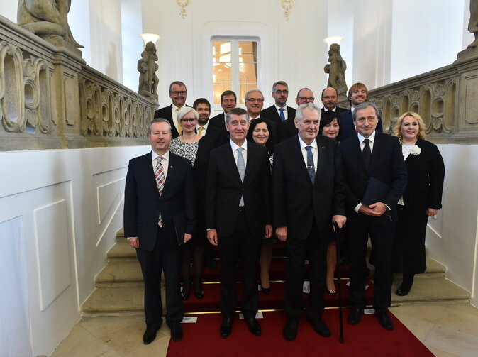 Vláda schválila návrh zákona o distribuci pojištění