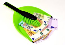 Evropská centrální banka: Světová ekonomika v tuhém boji s epidemií