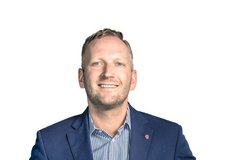 Petr Stuchlík: Přešel jsem na druhý břeh. A to se neodpouští