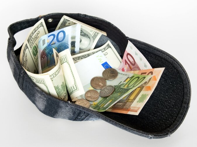 Aegon oznámil příznivé výsledky za 1. pololetí. Čistý zisk 491 mil. €