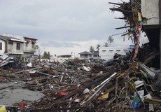 
			Video: Tsunami v Indonésii a Zorba udeřil na Řecko