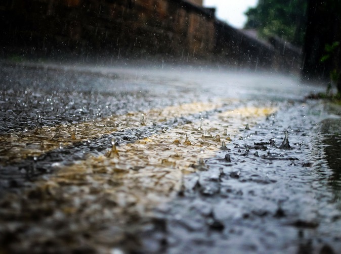 MeteoUNIQA varovala před nepřízní počasí v červnu 130 000 zákazníků