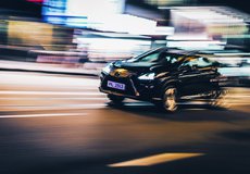 SUV a pickupy mají kolize s chodci častěji než jiná auta