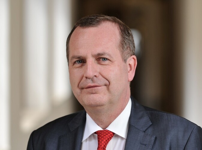 Rektor Univerzity Karlovy: Restriktivní opatření devastují českou společnost