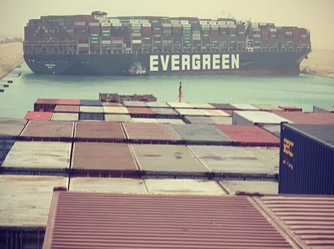 Společnost Maersk dosáhla dohody ohledně zablokování Suezu v roce 2021