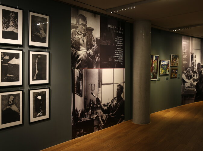 Umělci a jejich ateliéry napříč generacemi v Galerii Kooperativy