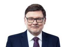 Stanjura: Vláda poskytne obcím peníze pro povodněmi postižené domácnosti