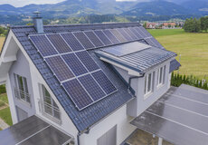 Slavia klientům pojistí neomezený počet fotovoltaických panelů