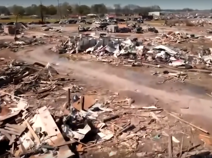 Video: Tornádo zabíjelo ve Spojených státech