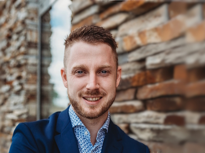 Obchod v pojišťovně Simplea povede Kamil Holánek