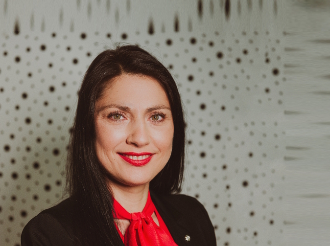 Obchodní ředitelkou D.A.S. se stává Lída Krákorová. Provizní systém se změní