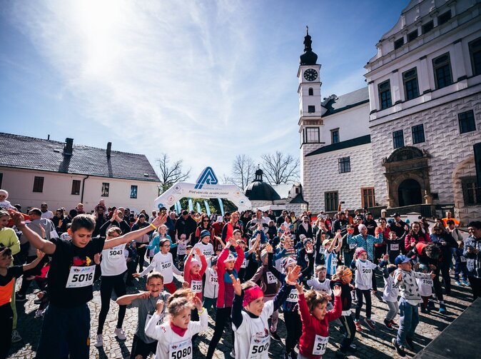 Festival v Náchodě zakončí sezonu charitativních běhů PVZP FénixRun 