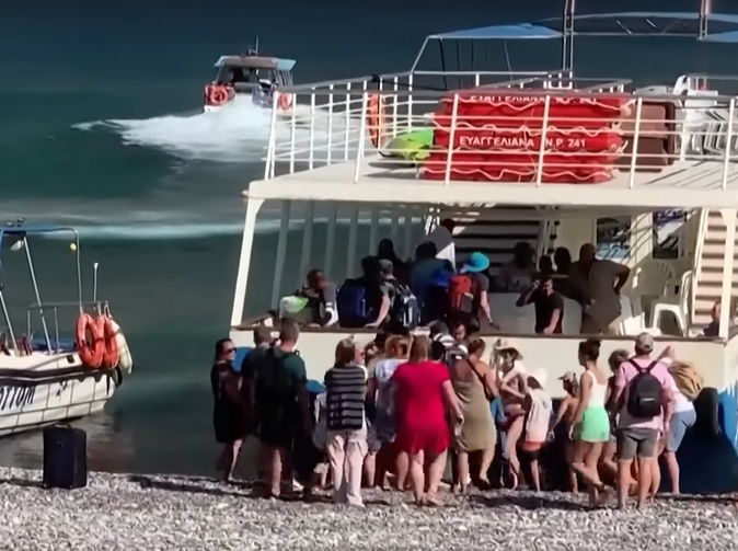 Hořící Řecko, pojištění storna a pojistné podvody